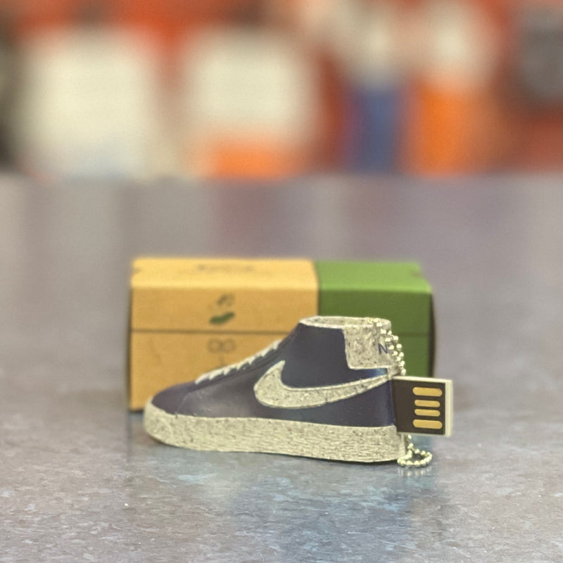 USB Nike Shoe